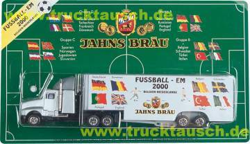 Jahns Bräu (Ludwigsstadt) Fußball-EM 2000, mit je 8 Flaggen der Teilnehmer pro Seite