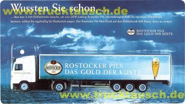 Rostocker Pils - Das Gold der Küste, mit Logo und Glas vor Wolken