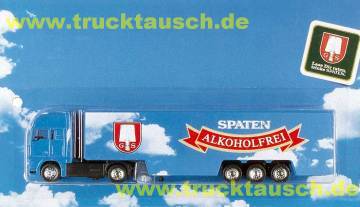 Spaten (München) Alkoholfrei, mit Logo vor weißen Wolken an blauem Himmel