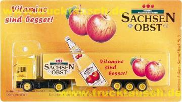 Sachsenobst (Dürrweitzschen) Nr.3, Vitamine sind besser, mit 2 Äpfeln und schräger Flasche