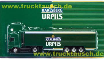 Karlsberg Ur-Pils, mit Verkehrsschild