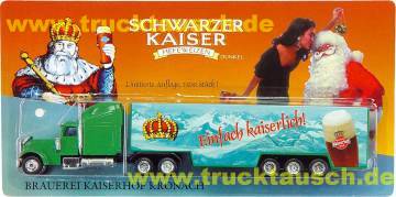 Kaiserhof Kronach Schwarzer Kaiser, Einfach kaiserlich, mit Logo und Glas vor Alpen und Weihnac
