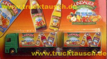 Lindauer Bodensee-Fruchtsäfte Fruchtgarten, mit Früchten und 3 Flaschen, goldene Felgen